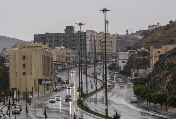 توقعات طقس الباحة اليوم.. سيول وبرد وصواعق وأمطار … الان